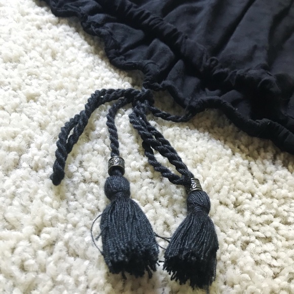 Boho Black Festival Crop Top 🌿 - Picture 4 of 6